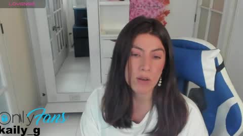 miss_adams01 online show from April 2026 06:33:02 PM