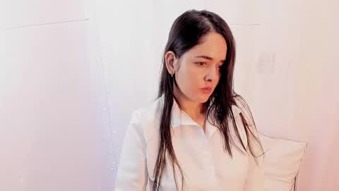    online show from January 2025 01:14:01 PM