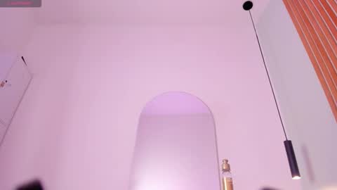 Snapshot of miss_ambrer chatting on March 2026 04:42:02 AM Amber online show from March 2026 04:42:02 AM