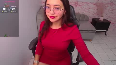 Snapshot of miss_andrea_t chatting on January 2025 10:43:01 AM andrea online show from January 2025 10:43:01 AM