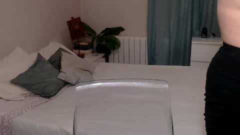 Snapshot of miss_angela3 chatting on May 2026 07:38:01 AM Angela online show from May 2026 07:38:01 AM