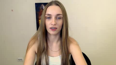 Snapshot of miss_angelina_ chatting on October 2025 05:57:02 AM Angelina online show from October 2025 05:57:02 AM