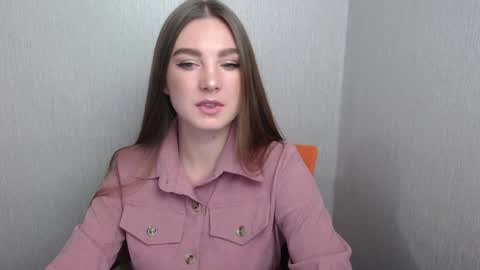 Snapshot of miss_azalea chatting on December 2024 06:20:02 PM Georgia online show from December 2024 06:20:02 PM