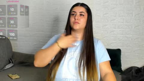 Snapshot of miss_boujee chatting on January 2025 09:55:02 AM Ana online show from January 2025 09:55:02 AM