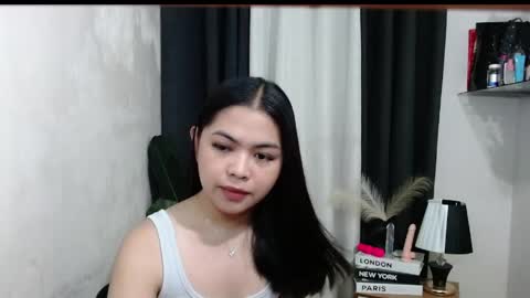 Snapshot of miss_briella chatting on March 2026 03:50:01 PM Briella online show from March 2026 03:50:01 PM