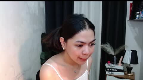 Snapshot of miss_briella chatting on March 2026 01:15:02 PM Briella online show from March 2026 01:15:02 PM
