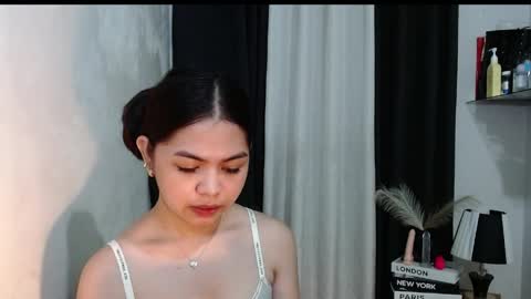 Snapshot of miss_briella chatting on March 2026 12:54:01 AM Briella online show from March 2026 12:54:01 AM