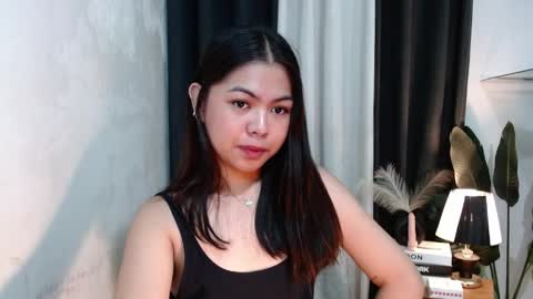 Snapshot of miss_briella chatting on April 2026 10:05:01 PM Briella online show from April 2026 10:05:01 PM