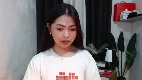 Snapshot of miss_briella chatting on May 2026 03:08:01 PM Briella online show from May 2026 03:08:01 PM
