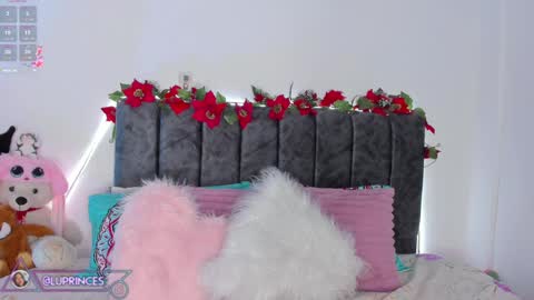 Snapshot of miss_brunette_ chatting on December 2024 01:59:02 AM lucy 3 online show from December 2024 01:59:02 AM