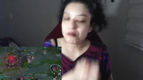 Miss Carmila online show from November 2025 02:33:01 AM