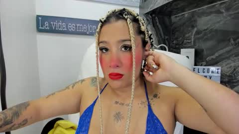 Danika online show from December 2025 10:55:01 AM