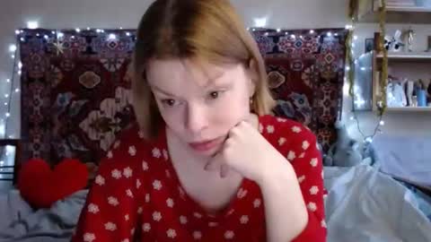 Elis online show from January 2025 12:02:02 PM