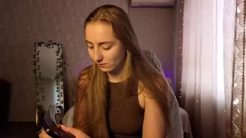 Snapshot of miss_emily19 chatting on July 2026 09:15:01 AM Emily online show from July 2026 09:15:01 AM