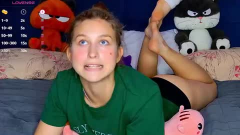 Emily online show from July 2026 06:20:01 PM