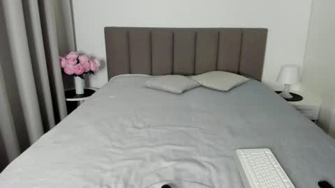 Emily online show from March 2025 05:22:01 PM