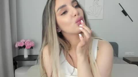 Emily online show from April 2026 11:33:02 PM