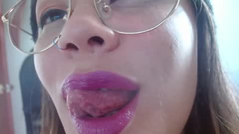 Miss Evoleth online show from May 2026 07:42:02 PM
