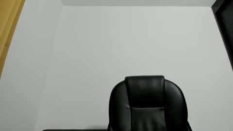 miss_eylens online show from November 2025 01:39:02 AM