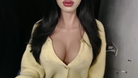 Snapshot of miss_jackelyn chatting on February 2026 01:10:01 PM Lyn online show from February 2026 01:10:01 PM