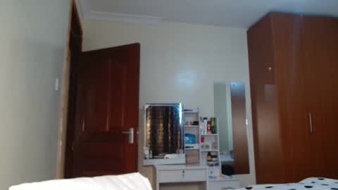 Snapshot of miss_kiarrafit chatting on December 2024 09:39:02 AM Miss Kiarrafit online show from December 2024 09:39:02 AM