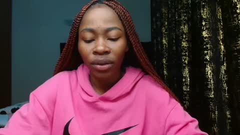 Snapshot of miss_kiarrafit chatting on February 2025 01:04:01 AM Miss Kiarrafit online show from February 2025 01:04:01 AM