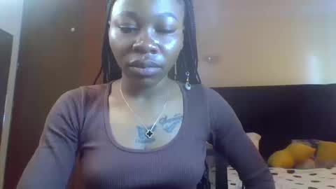 Snapshot of miss_kiarrafit chatting on September 2025 08:06:01 AM Miss Kiarrafit online show from September 2025 08:06:01 AM