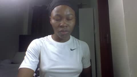 Snapshot of miss_kiarrafit chatting on November 2025 10:15:02 AM Miss Kiarrafit online show from November 2025 10:15:02 AM