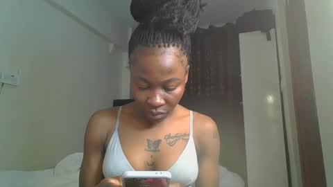 Snapshot of miss_kiarrafit chatting on November 2025 10:37:02 AM Miss Kiarrafit online show from November 2025 10:37:02 AM