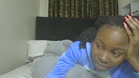 Snapshot of miss_kiarrafit chatting on December 2025 12:04:02 AM Miss Kiarrafit online show from December 2025 12:04:02 AM