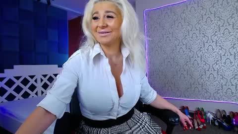 Snapshot of miss_kora chatting on April 2026 03:37:02 AM Miss Kora online show from April 2026 03:37:02 AM