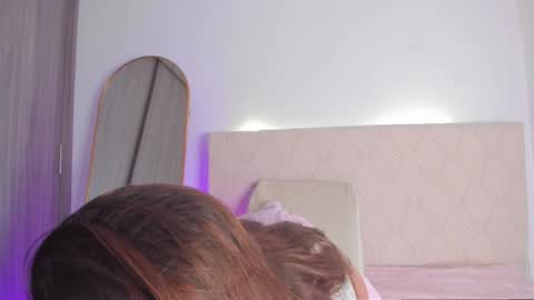 Alana online show from April 2026 01:53:02 AM