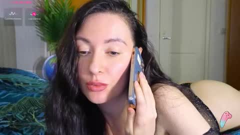 Laura online show from April 2026 01:41:02 PM