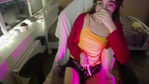 Miss Lina online show from May 2026 06:34:02 PM