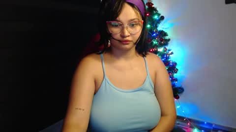 ly independent model online show from December 2024 05:59:02 AM