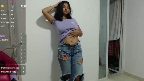 ly independent model online show from October 2025 09:59:01 PM