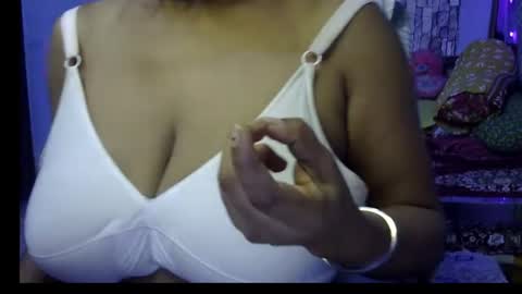 Snapshot of miss_mahi69 chatting on July 2026 02:23:01 PM Mahi online show from July 2026 02:23:01 PM