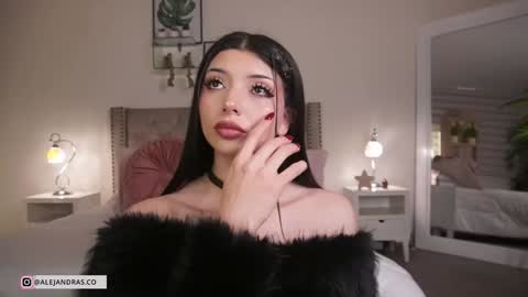 Snapshot of miss_meii chatting on February 2026 12:28:01 AM Alejandra online show from February 2026 12:28:01 AM