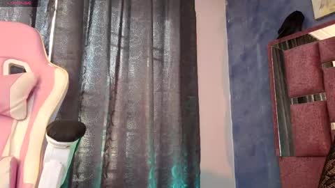 Snapshot of miss_merly chatting on May 2026 12:22:01 PM miss_merly online show from May 2026 12:22:01 PM