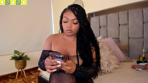 Snapshot of miss_mian chatting on December 2025 08:39:01 PM Mian online show from December 2025 08:39:01 PM