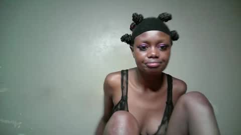 miss_pretty1 online show from February 2026 08:05:01 PM