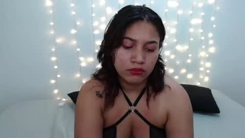 Snapshot of miss_rose1 chatting on February 2025 12:31:02 AM ROS online show from February 2025 12:31:02 AM