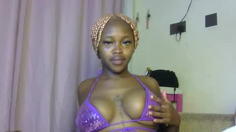miss_sexyyy online show from October 2025 10:34:02 PM