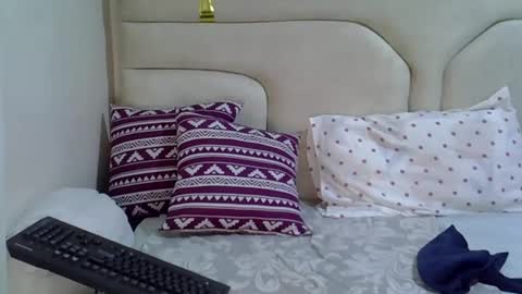 Snapshot of miss_squirty2 chatting on November 2025 03:19:02 AM jasmine online show from November 2025 03:19:02 AM