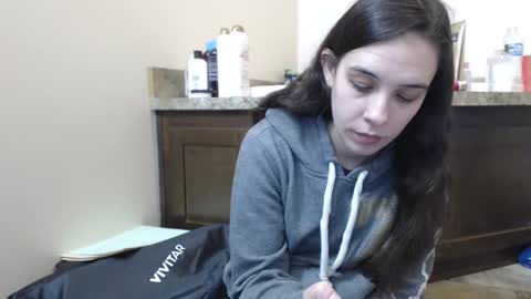 Bella online show from February 2025 02:56:01 AM