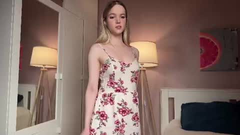 Snapshot of miss_sweetdream chatting on July 2026 11:48:02 PM Emily online show from July 2026 11:48:02 PM