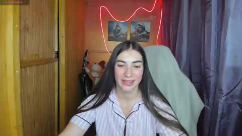 Snapshot of miss_tasy chatting on February 2025 03:21:01 PM Melanie January 15th is my birthday there will be an interesting show online show from February 2025 03:21:01 PM