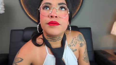 Vaiolette online show from January 2026 11:12:02 AM