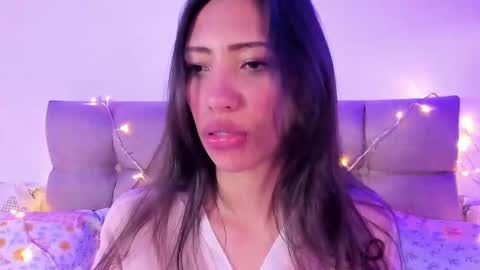 Snapshot of miss_veronica2 chatting on February 2025 03:26:01 PM Miss Veronica online show from February 2025 03:26:01 PM