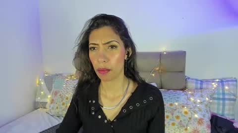 Snapshot of miss_veronica2 chatting on February 2025 12:06:02 PM Miss Veronica online show from February 2025 12:06:02 PM